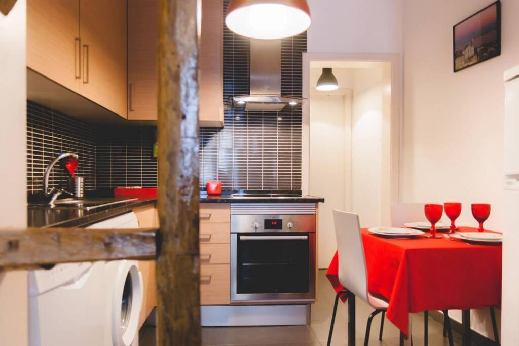 Welcome to Prazeres Apartment Lisbona Esterno foto