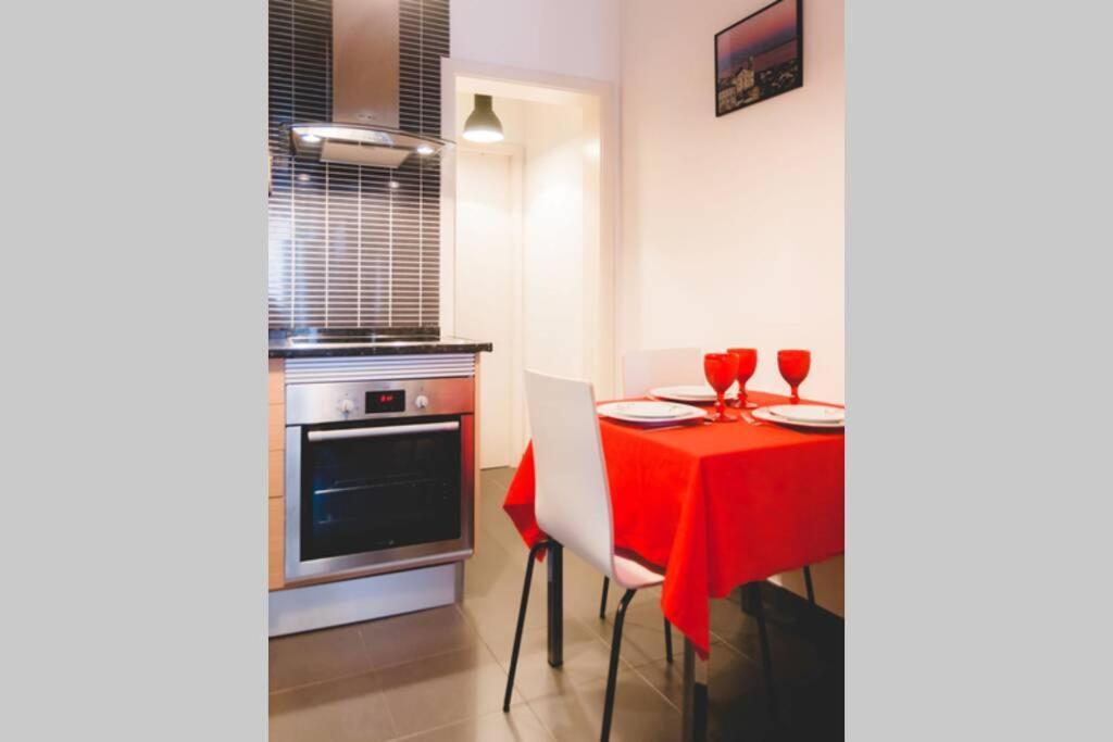 Welcome to Prazeres Apartment Lisbona Esterno foto